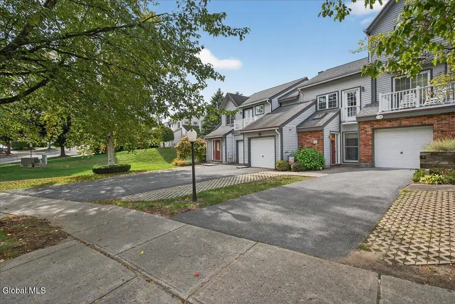 22 Lakeview Road, Saratoga Springs, NY 12866 - #3