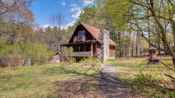138 Gifford Valley Road, Northampton, NY 12134