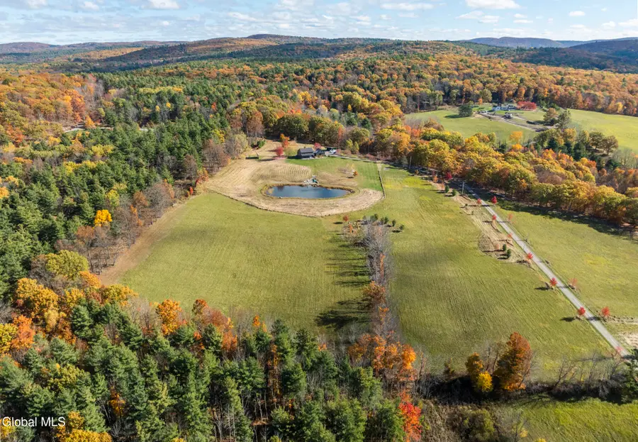 53 May Lane, Austerlitz, NY 12037 - #2