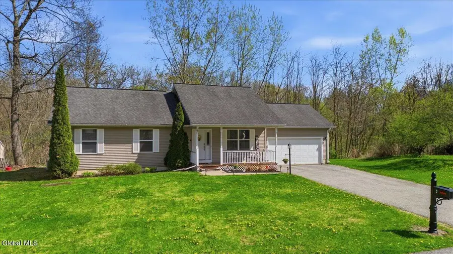 4 Mockingbird Lane, Moreau, NY 12828 - #3