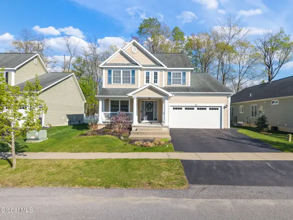 34 Lancaster Court, Ballston, NY 12019