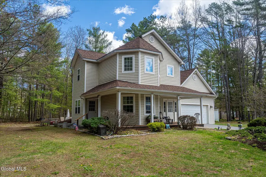 31 Kimberly Lane, Queensbury, NY 12804 - #2