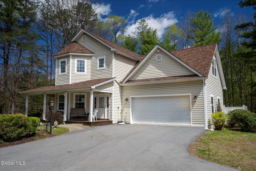 31 Kimberly Lane, Queensbury, NY 12804 - #3