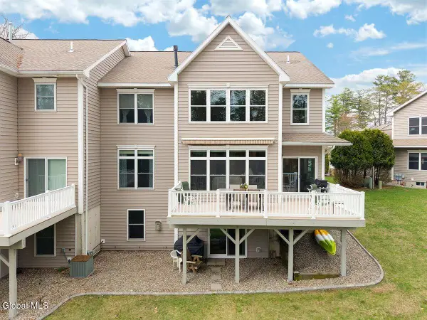 231 County Highway 152 #UNIT 41, Northampton, NY 12134