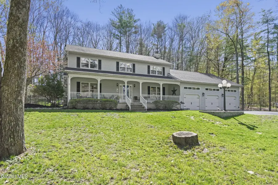 14 Autumn Lane, West Sand Lake, NY 12196 - #3