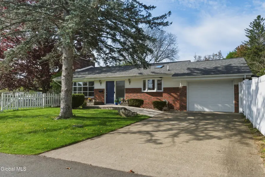 42 Kakely Street, Albany, NY 12208 - #2