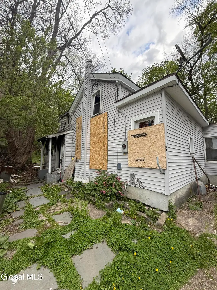 8 Keating Avenue, Fort Edward, NY 12828 - #2