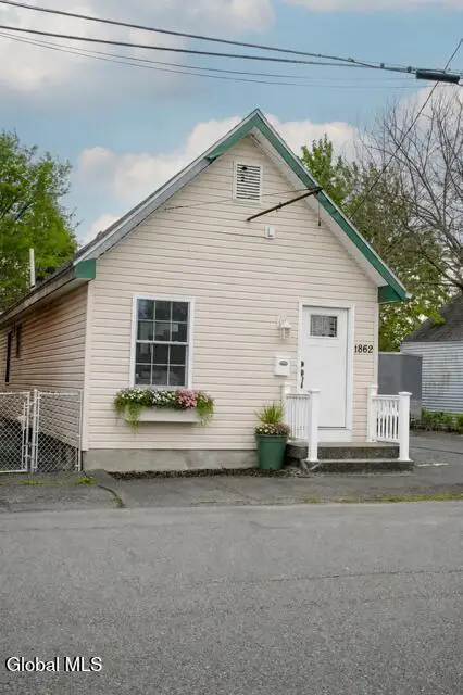 1862 8th Avenue, Watervliet, NY 12189 - #1