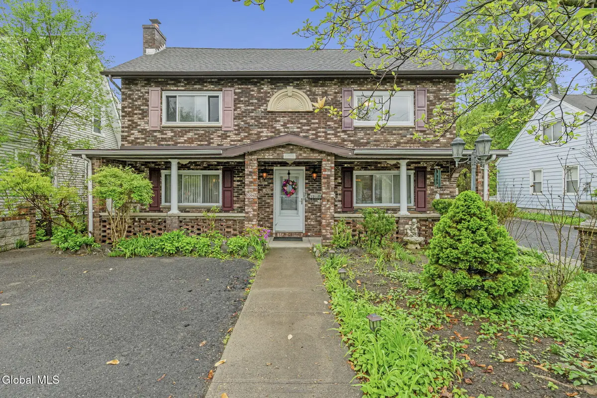 3206 Guilderland Avenue, Rotterdam, NY 12306 - #1