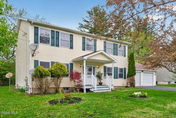 12 Pine Avenue, Johnstown, NY 12095