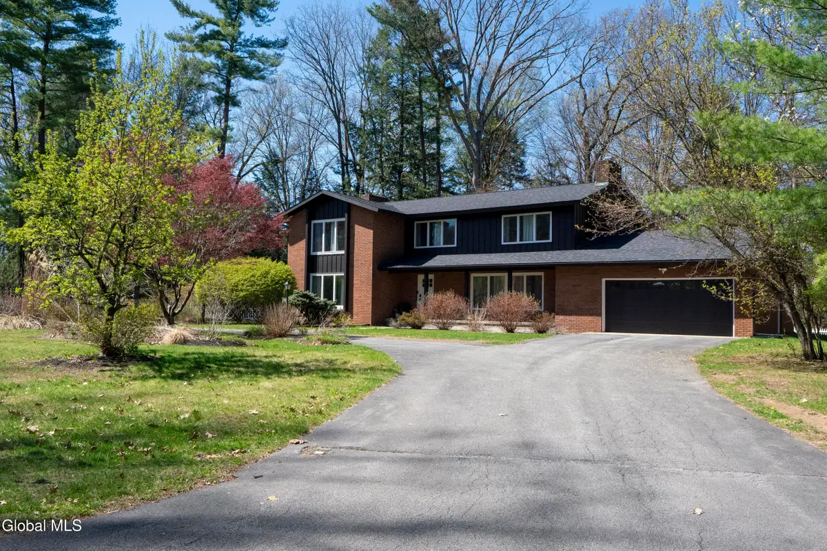 15 Roberts Lane, Saratoga Springs, NY 12866 - #1