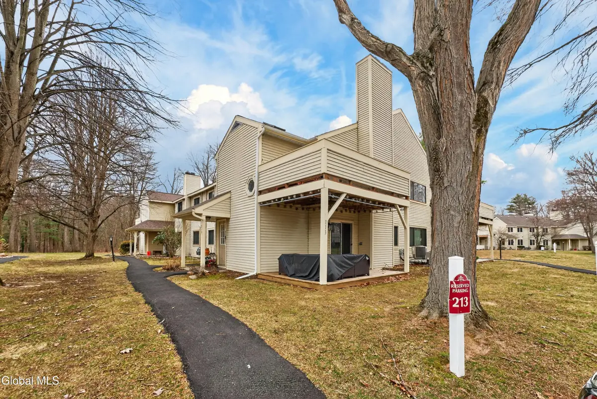 213 Grenadier Court, Halfmoon, NY 12065 - #1