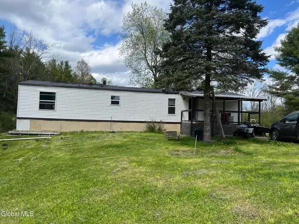 10 Perry Lane, Whitehall, NY 12887