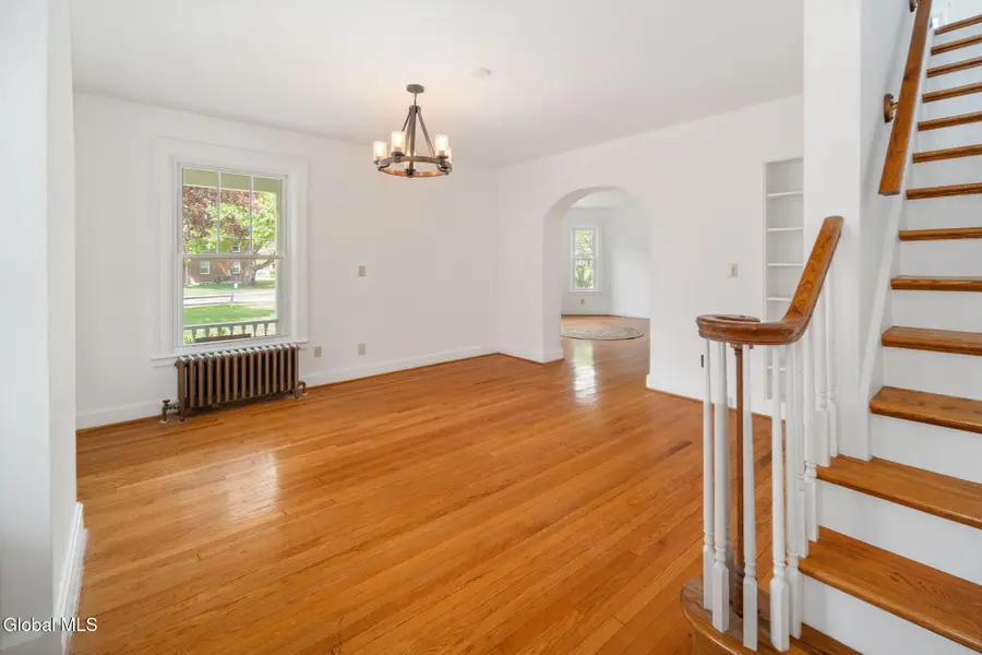 346 Kenwood Avenue, Bethlehem, NY 12054 - #3