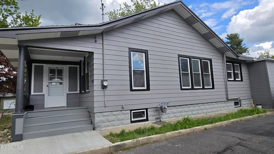26 Lawnwood Avenue, Schenectady, NY 12304 - #3