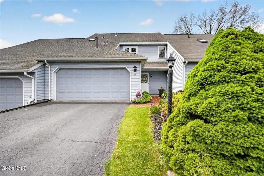 63 Constitution Court, Bethlehem, NY 12077 - #2