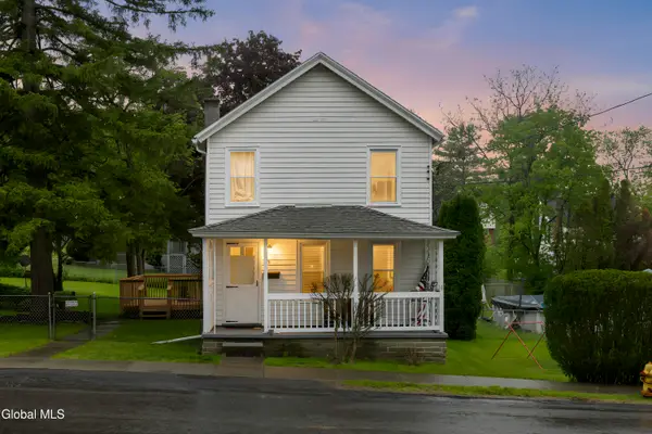 33 Harris Avenue, Ravena, NY 12143