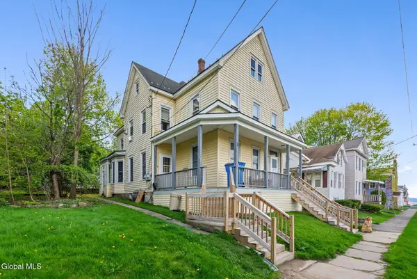 4 W Clinton Street, Johnstown, NY 12095