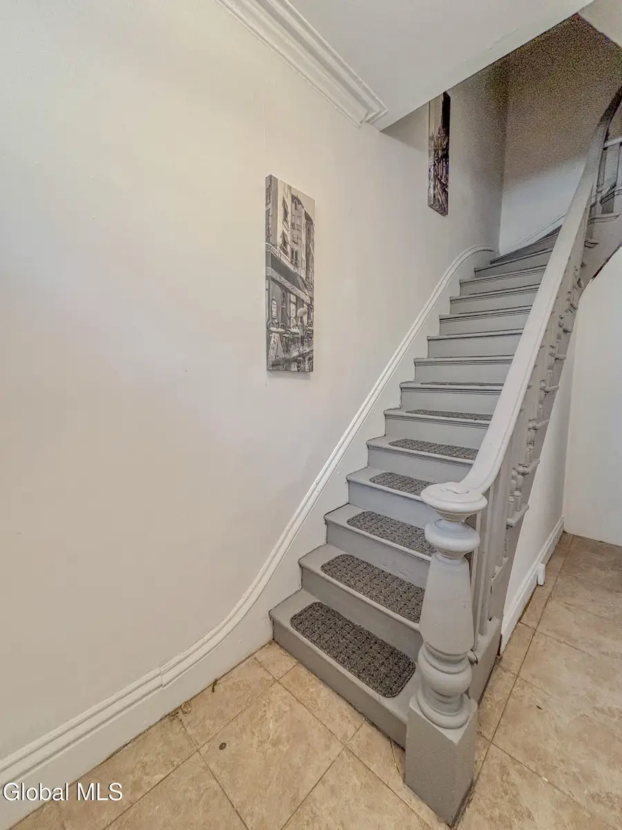 2425 5th Avenue, Troy, NY 12180 - #2
