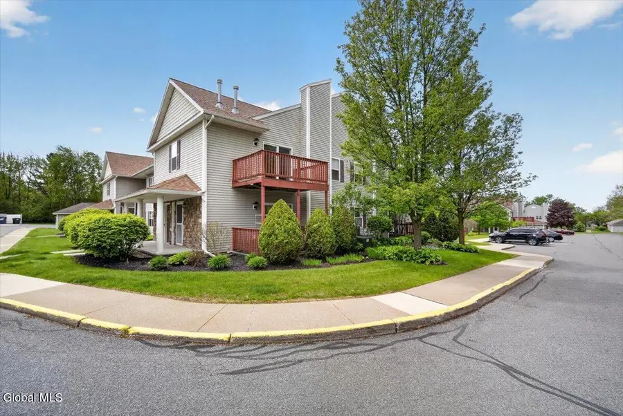 1200 Hillside Avenue #Apt 607, Niskayuna, NY 12309 - #3