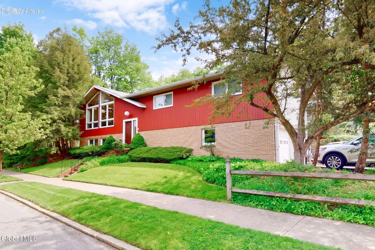 393 W Lawrence Street, Albany, NY 12208 - #1