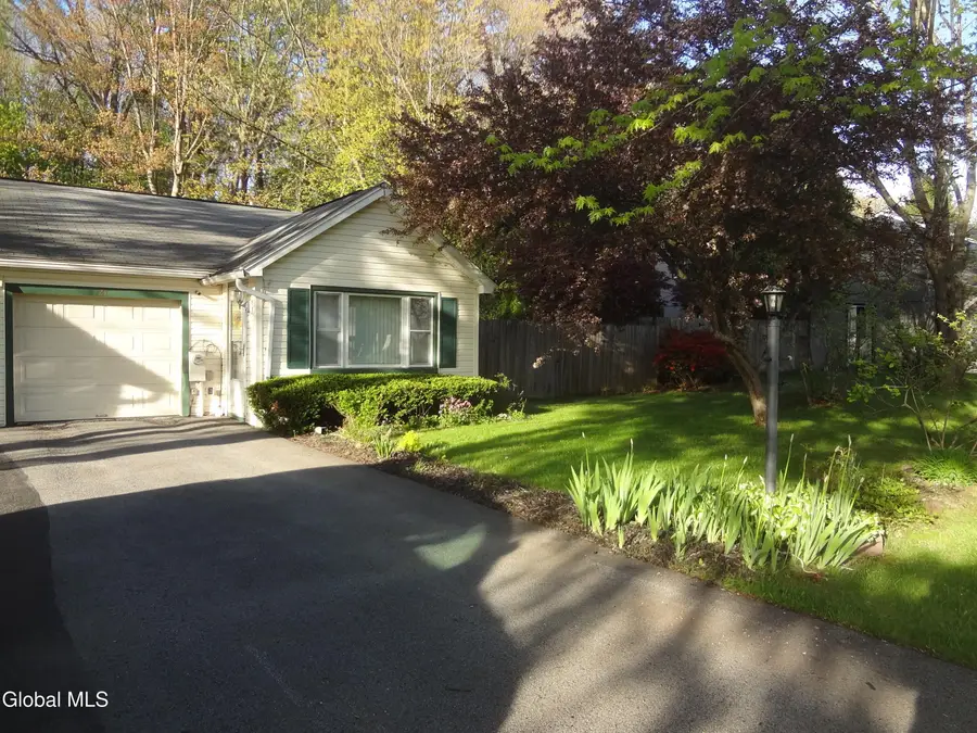 21A Woodcliffe Drive, Clifton Park, NY 12065 - #2