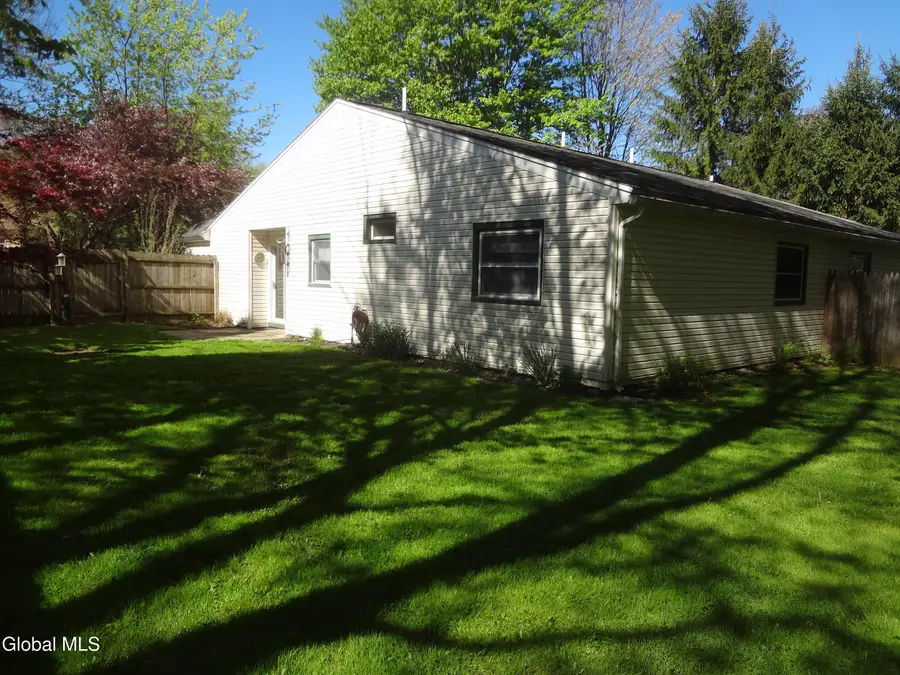 21A Woodcliffe Drive, Clifton Park, NY 12065 - #3