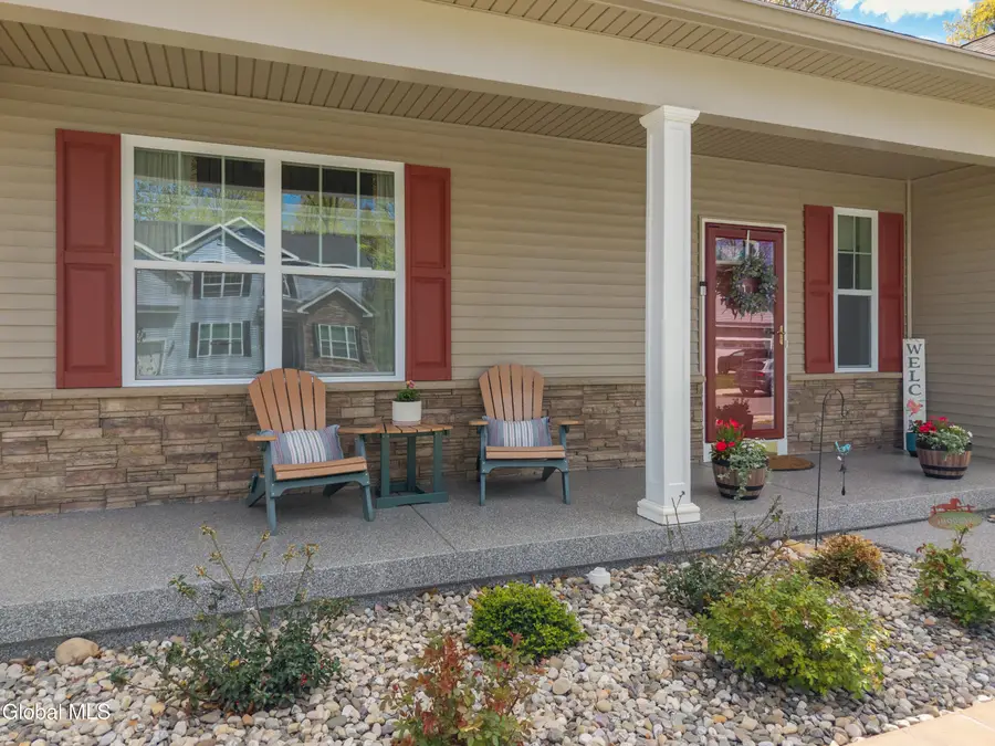 17 Appleton Street, Ballston Lake, NY 12019 - #2