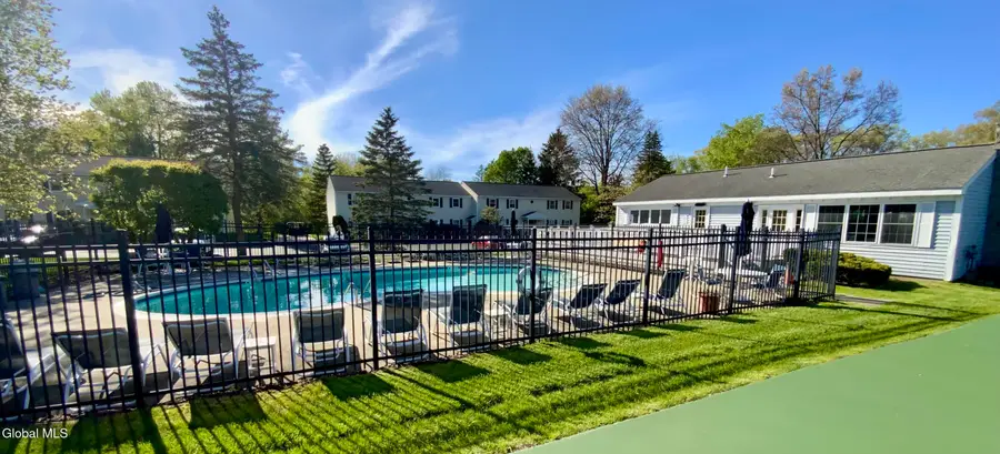 170 Cedarview Lane, Colonie, NY 12189 - #3