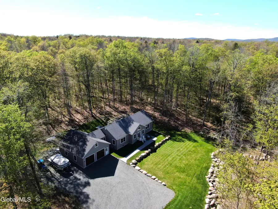 323 N Shore Rd Peck, Gloversville, NY 12078 - #2