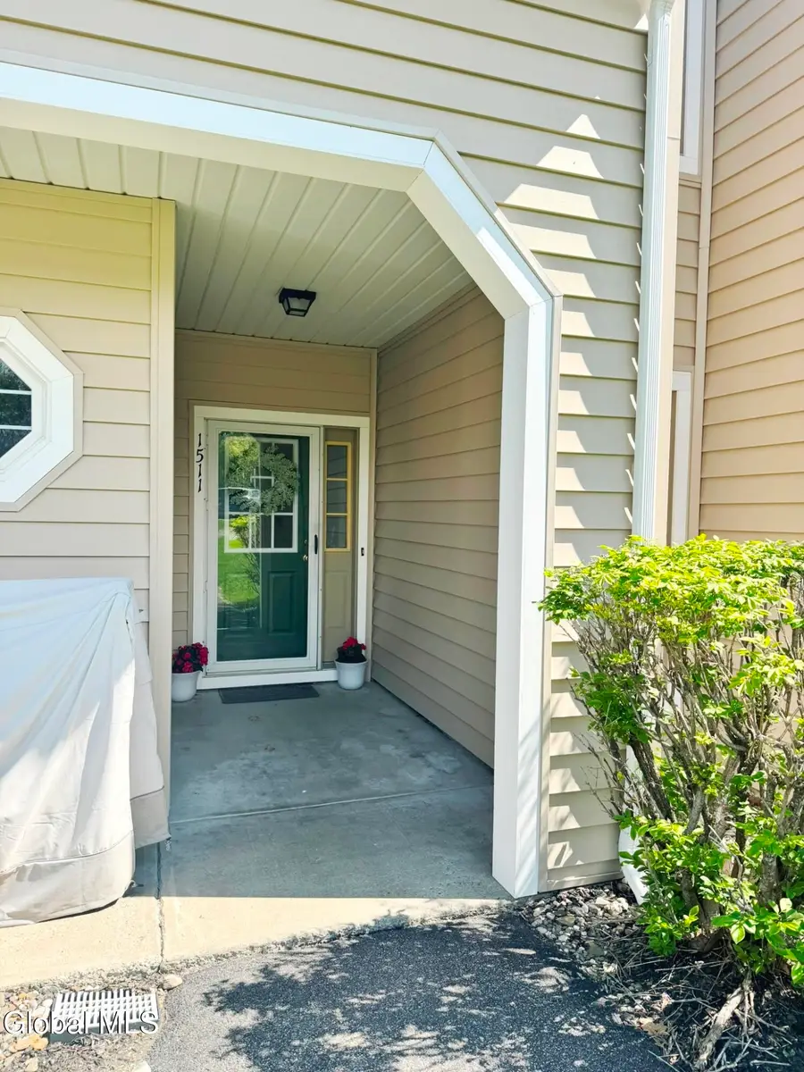 1511 Hampton Place Boulevard, North Greenbush, NY 12180 - #2