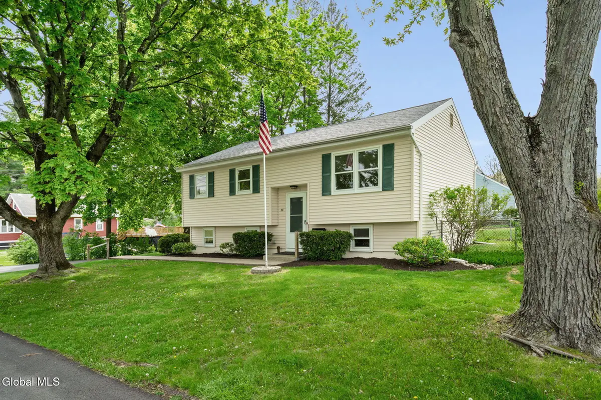 28 Corliss Avenue, Rensselaer, NY 12144 - #1