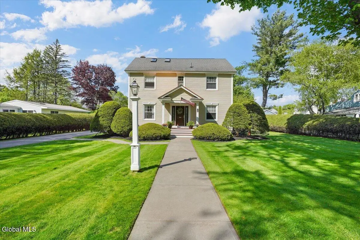 718 Riverside Avenue, Glenville, NY 12302 - #1