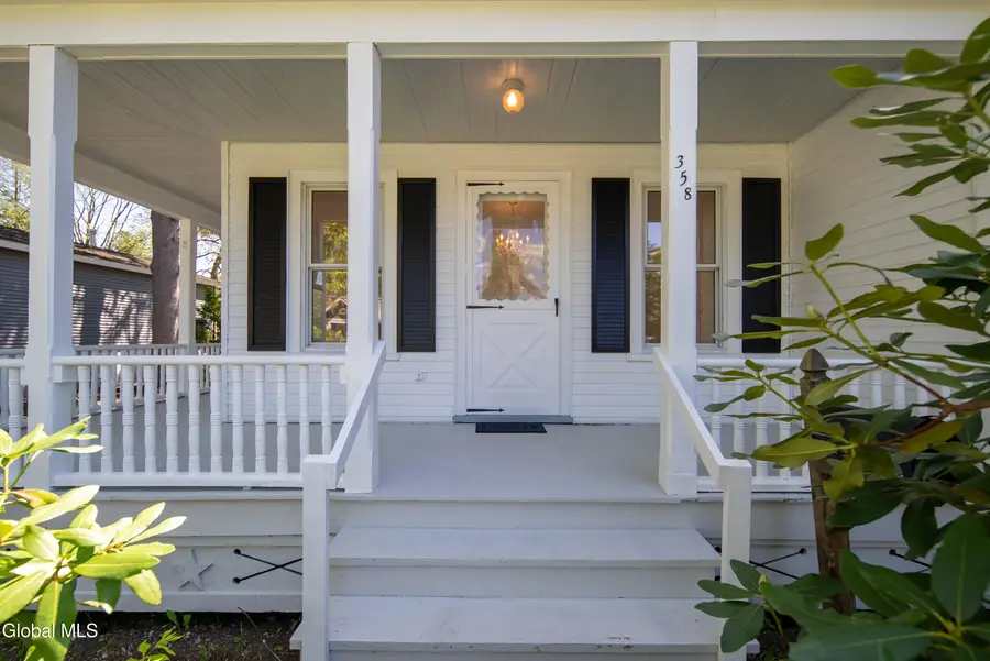 358 Kenwood Avenue, Bethlehem, NY 12054 - #3