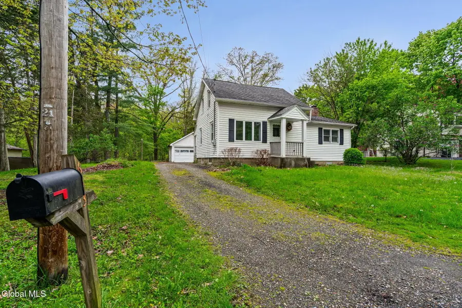 633 Fillmore Avenue, Niskayuna, NY 12304 - #2