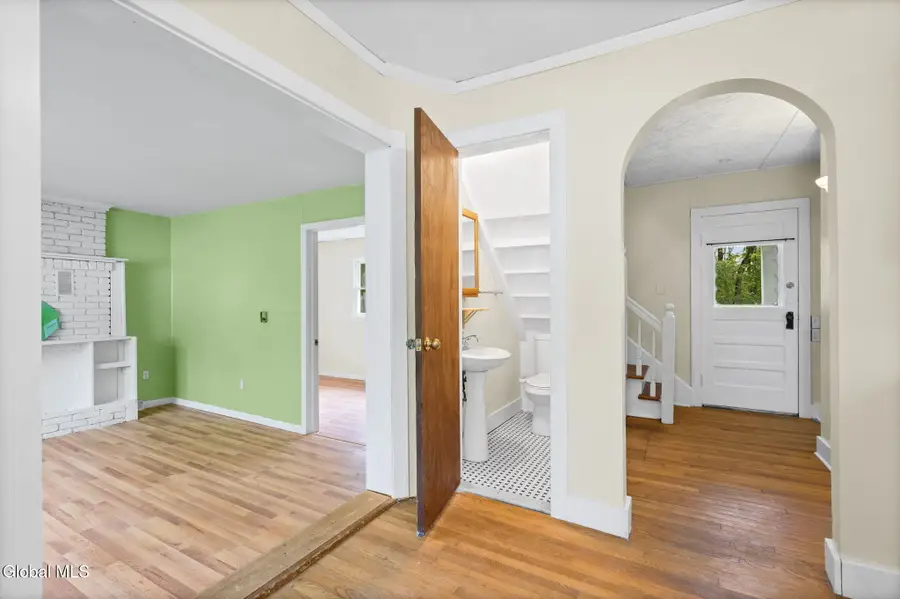 633 Fillmore Avenue, Niskayuna, NY 12304 - #3