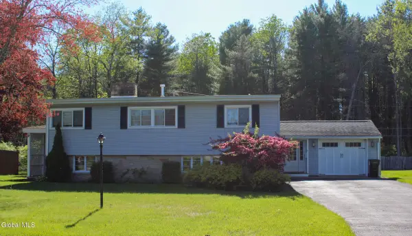 11 Hughes Court, Queensbury, NY 12804