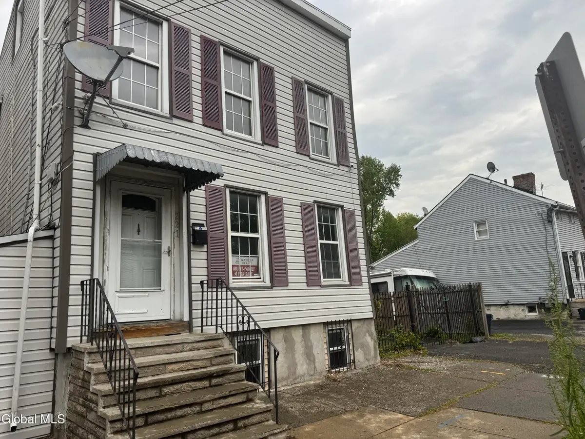 221 Livingston Avenue, Albany, NY 12210 - #1