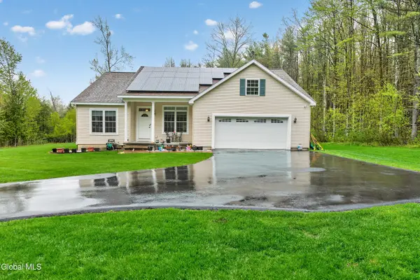 654 County Highway 138, Broadalbin, NY 12025