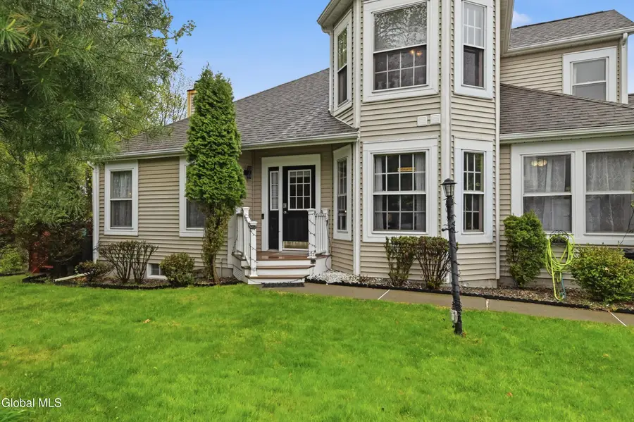 173 Killarney Drive, Niskayuna, NY 12309 - #2