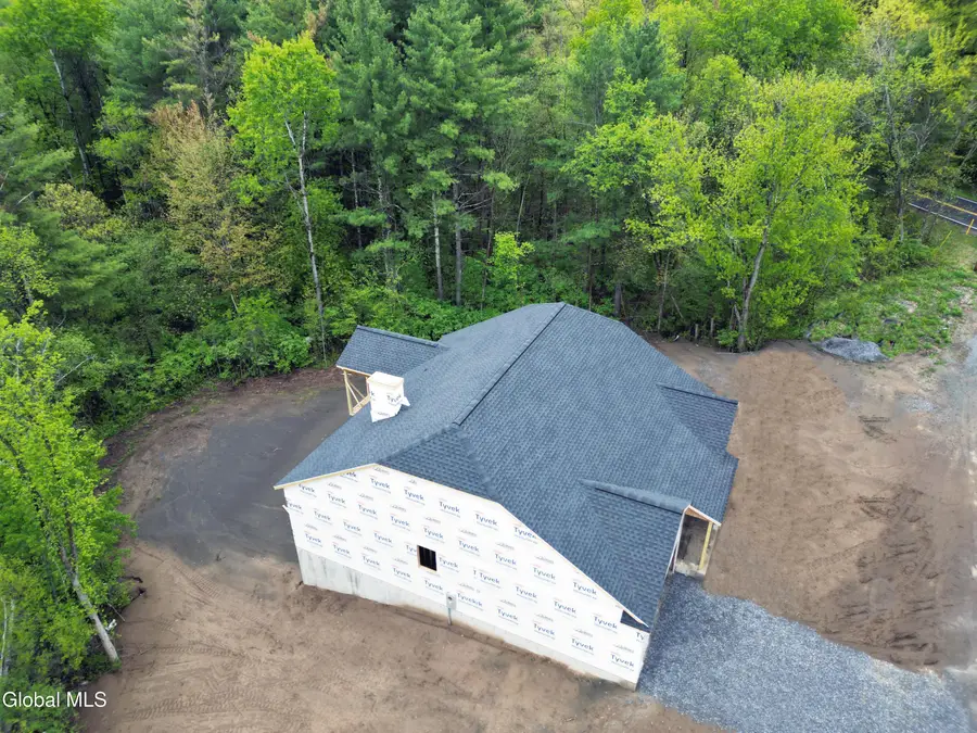 1 Bexley Lane, Halfmoon, NY 12065 - #2