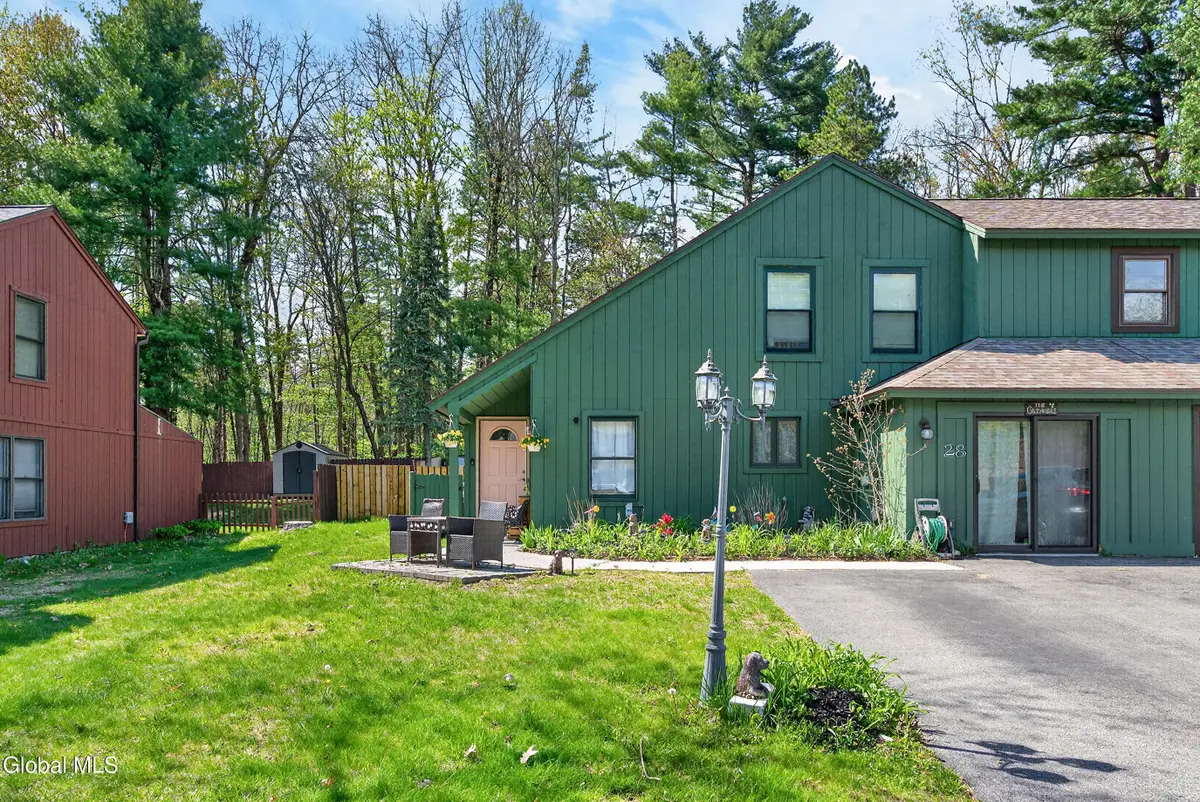 28 Thimbleberry Road, Malta, NY 12020 - #1