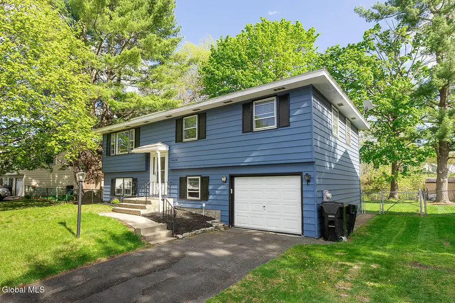 22 Hialeah Drive, Troy, NY 12182 - #2