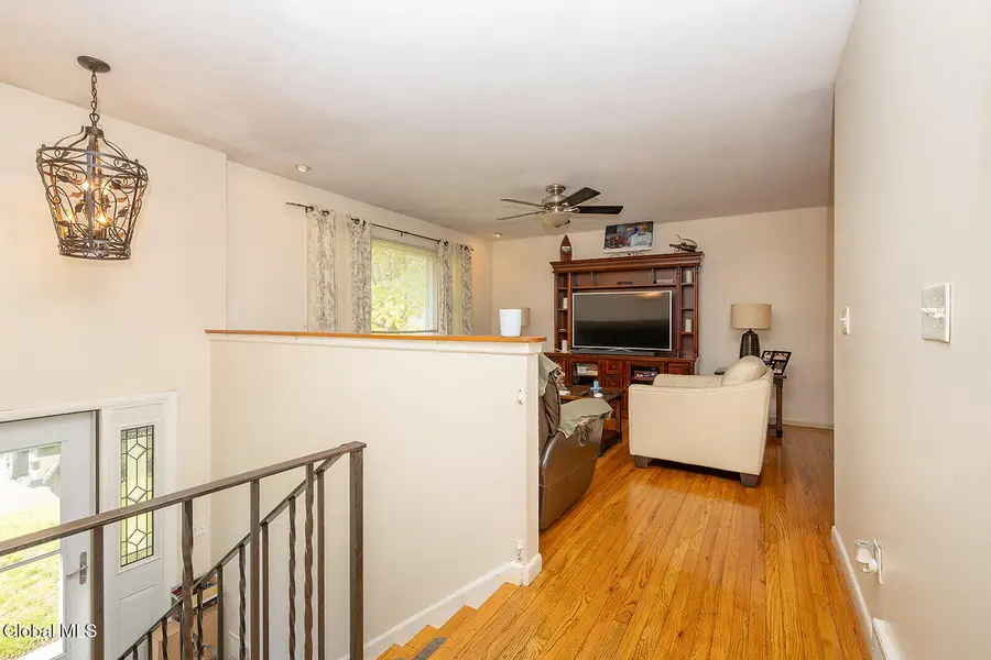 22 Hialeah Drive, Troy, NY 12182 - #3