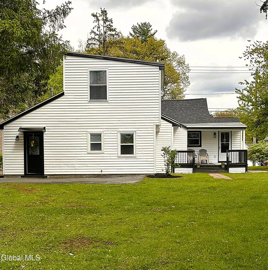 905 Balltown Road, Niskayuna, NY 12309 - #3