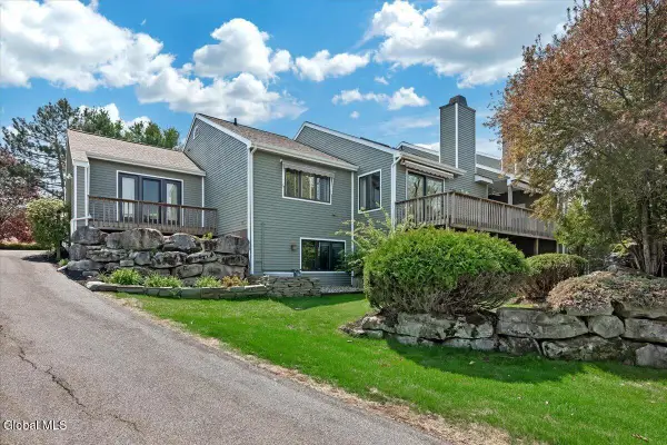 6 Collins Terrace, Saratoga Springs, NY 12866