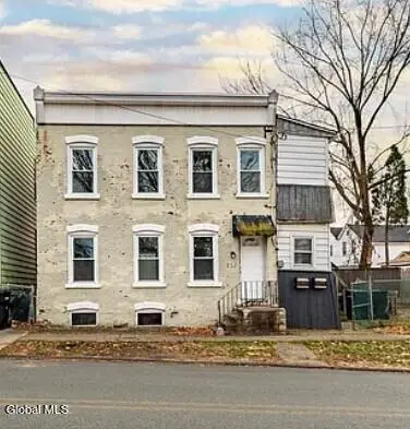 22 Cottage Street, Troy, NY 12180