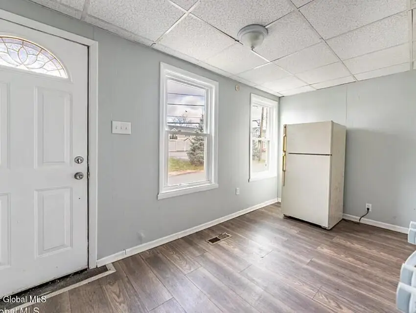 22 Cottage Street, Troy, NY 12180 - #2