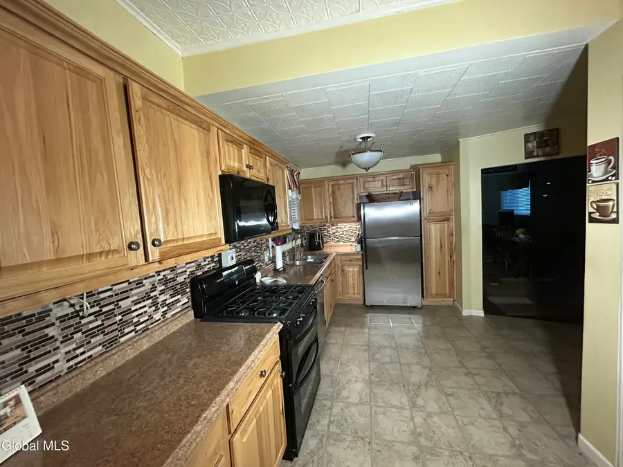 1816 4th Avenue, Watervliet, NY 12189 - #2