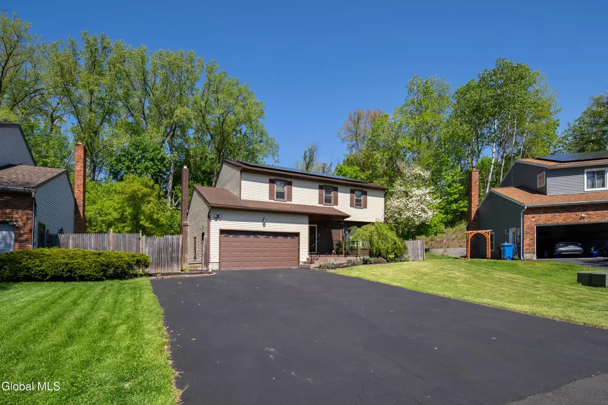 51 Aspen Circle, Albany, NY 12208 - #1